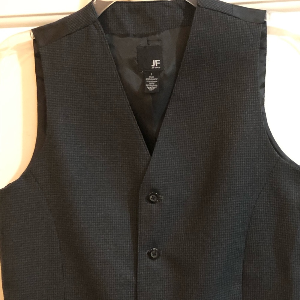 JF Ferrar Black and Dark Gray Plaid 5 Button Vest - Picture 2 of 6